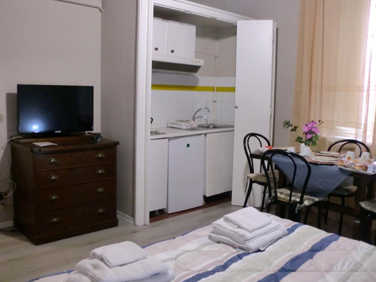 Tuscan Sun Holiday Apartments Λούκα Δωμάτιο φωτογραφία